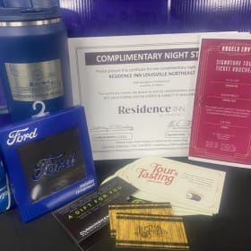 Tasting Tour, Dinner & Swag item