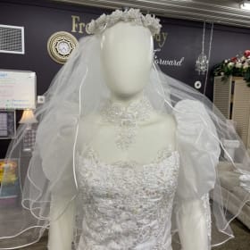 1989 Vintage Wedding Gown - V1 item