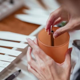 Kandl Artistique Yorkville - Retail Value: $190 item