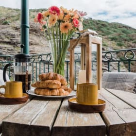 AIR BNB Cornwall item