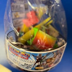 ZIG-E'S FUNLAND BASKET item