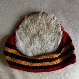 Knitted Cotton Cap with Cowhide item