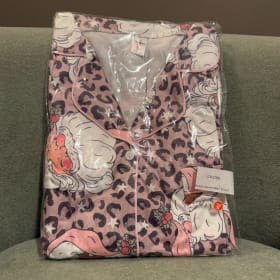 Ladies Pajamas item