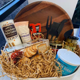 Charcuterie Entertainer’s Set with Trader Joe’s Gift Card item