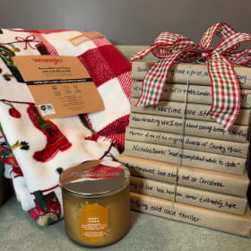 Cozy Reading Set item