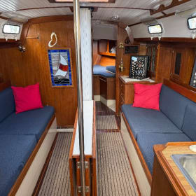 A day of Sailing on the San Francisco Bay &  lunch for 4 item