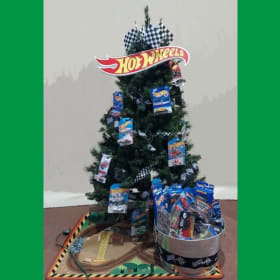 Racing to the Holiday Tree by Maretta Unruh & Marla Sheppard item