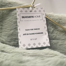 Lovelle Studio Faux Fur Throw 50" x 60" item