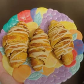 2 - Pack of 3 Croissants item