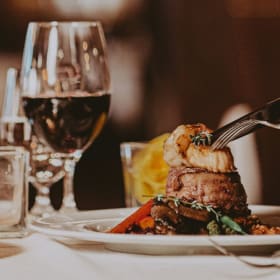 Dinner for 2 at the Vintage Hotels item