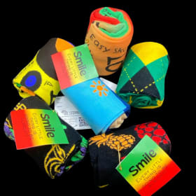 BoxoSox Single pair with Gift tag (21-50 Count) item