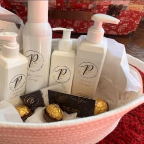Bella Vida Hair Salon Gift Basket item