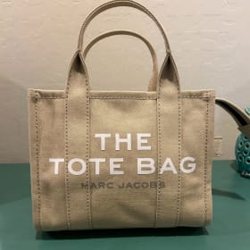MARC JACOBS CANVAS SMALL TOTE item
