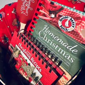 Santa’s Baking Basket item