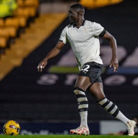 Signed Jesse Debrah Poppy Armband item