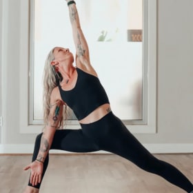 90-m Therapeutic Massage item