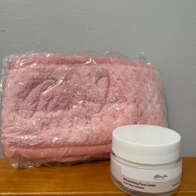 GlowJar Beauty Skincare Bundle item