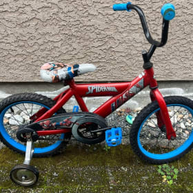 Spider-man Pedal Bike with training wheels item