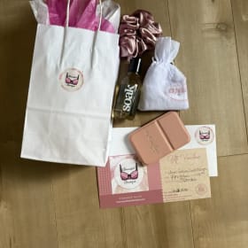 Bountiful Bra Boutique Gift Bag item