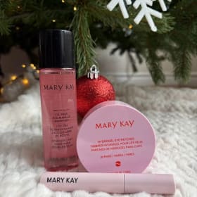 Mary Kay Eye-Pampering Collection item
