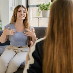 ASL Beginner Class with Bob Rumball 🤟 item