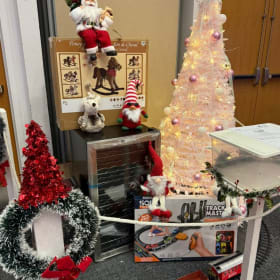 Tree 13 - Groupe Loyal Express item