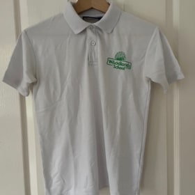 White SS polo shirt w/logo s.34" item