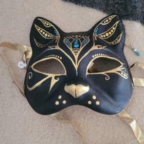 Painted Cat Mask item