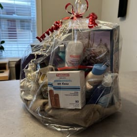 Gift Basket - MacQuarries Pharmasave item
