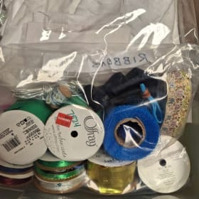 Assorted white cotton, white polyester & assorted ribbon item