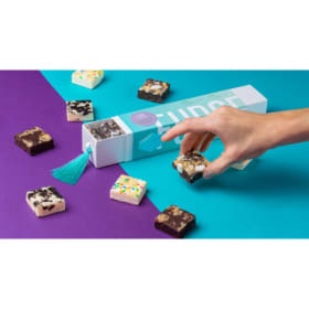 2 coffrets de fudge Madame Dibou: Le Festif et Le Classique item