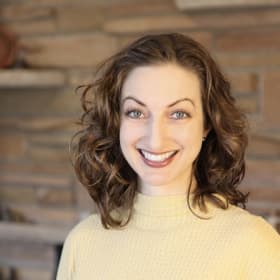 1-Hour Voice Lesson with Songflight Studio item