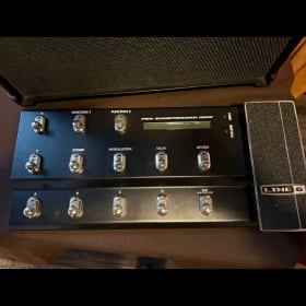 Line 6 75-watt Combo Amp item