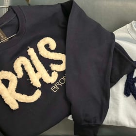 Yarn Crewnecks item