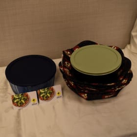 #26 - Large Bowl Holders, Containers & 2 $50 CPK GC item