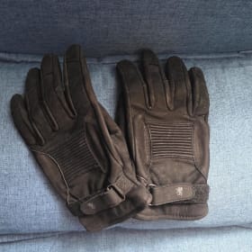 Gryphon Gloves item