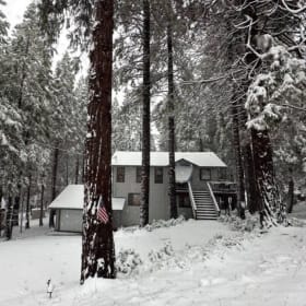4 days/3 nights at Quarterhorse Cabin Escape to Serenity 3 item