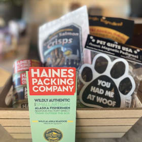 Alaska Inspired Pet Lover’s Gift Basket item