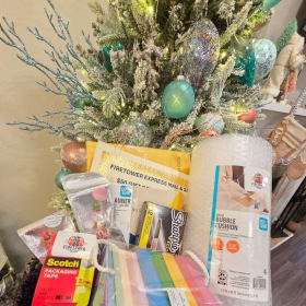 Packing & Shipping Essentials Gift Basket & Gift Card item