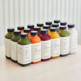 Cure de jus de La Station Organique - 180 $ item