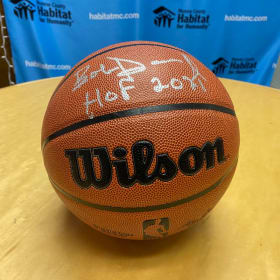 Bob Danbridge H.O.F 2021 SIGNED Basketball item