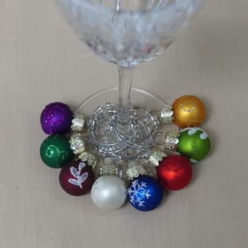 Set of 8 wine glass charms item