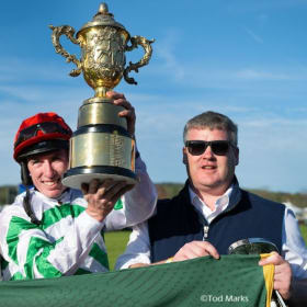 Tour Gordon Elliott's yard plus 2 tickets to Thyestes Day item