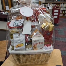 #24 Holiday Snack Basket item