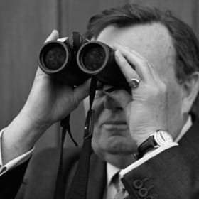 A morning on the gallops with Nicky Henderson item