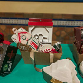 Holiday Baking Basket item