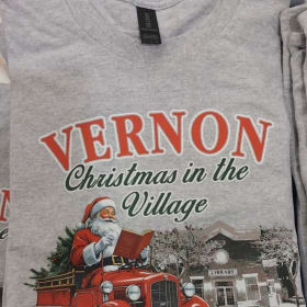 T-shirt - Size XL: Christmas in the Village item
