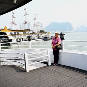 Da Nang Experience — Culture, Community & Connection item