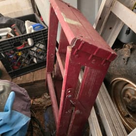 2ft step ladder item