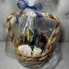 Men's Personal Care Product Gift Basket item